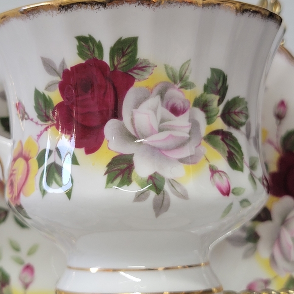 Vintage teacup and saucer  English Windsor. - Picture 1 of 7